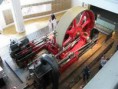 /album/science-all-over-the-world/mid-steam-engine-in-science-meseum-jpg/